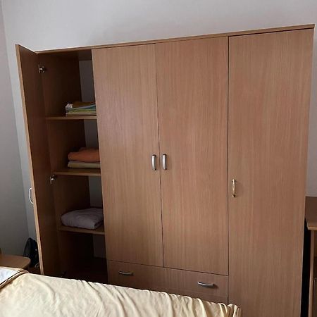 Apartments D&D โปชาเรวัซ ภายนอก รูปภาพ