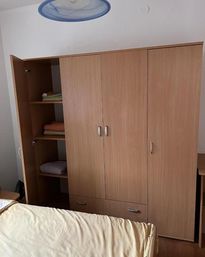 Apartments D&D โปชาเรวัซ ภายนอก รูปภาพ